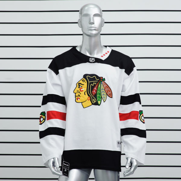 Купить хоккейный свитер Chicago Blackhawks белый